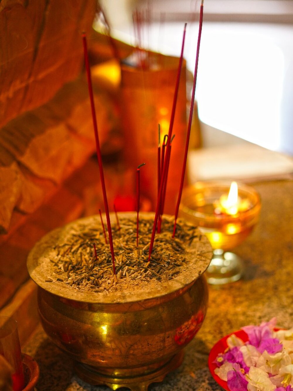 MEDIUM INCENSE SET - Picture 1 of 1